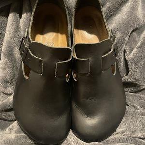 Birkenstocks London. Size 39